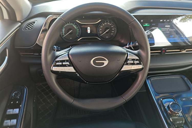 Used AION S 2023 Meizu 580 Lithium Iron Phosphate Steering Wheel