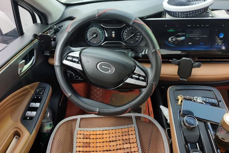 Used AION S 2023 Meizu 580 Lithium Iron Phosphate Steering Wheel