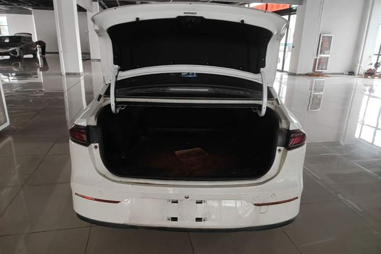 Used AION S 2023 Meizu 580 Lithium Iron Phosphate Trunk