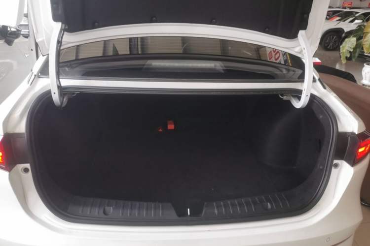 Used AION S 2023 Meizu 580 Lithium Iron Phosphate Trunk
