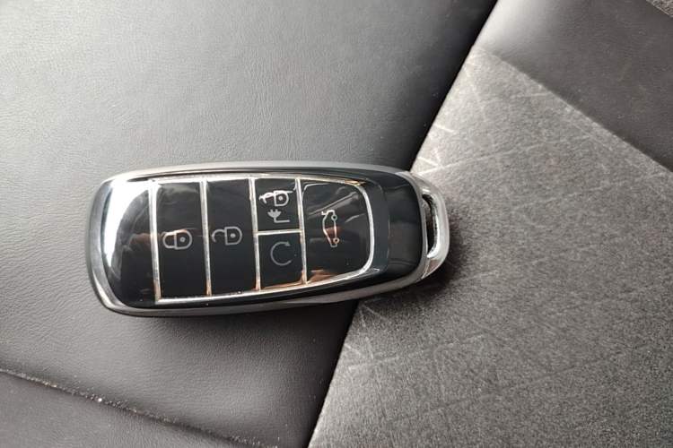 Used AION S 2023 Meizu 580 Lithium Iron Phosphate Vehicle Key