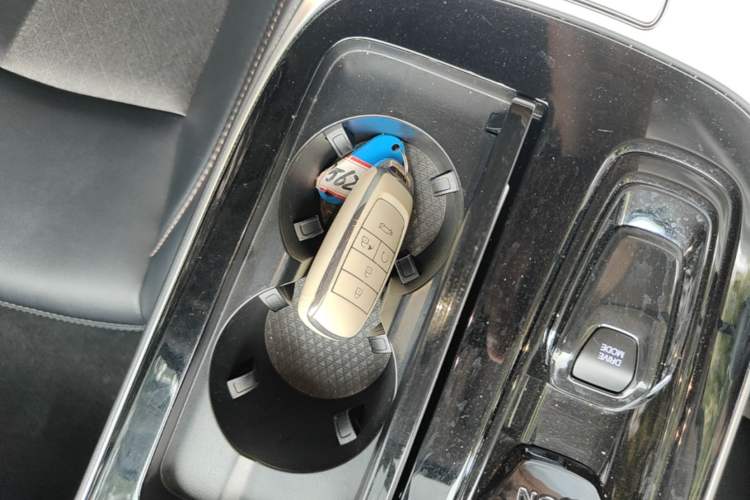 Used AION S 2023 Meizu 580 Lithium Iron Phosphate Vehicle Key
