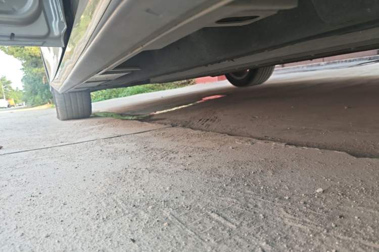 Used AION S 2023 Meizu 580 Lithium Iron Phosphate Left Side Sill