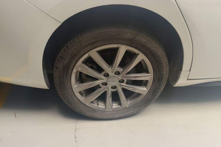 Used AION S  Right Rear Wheel Hub