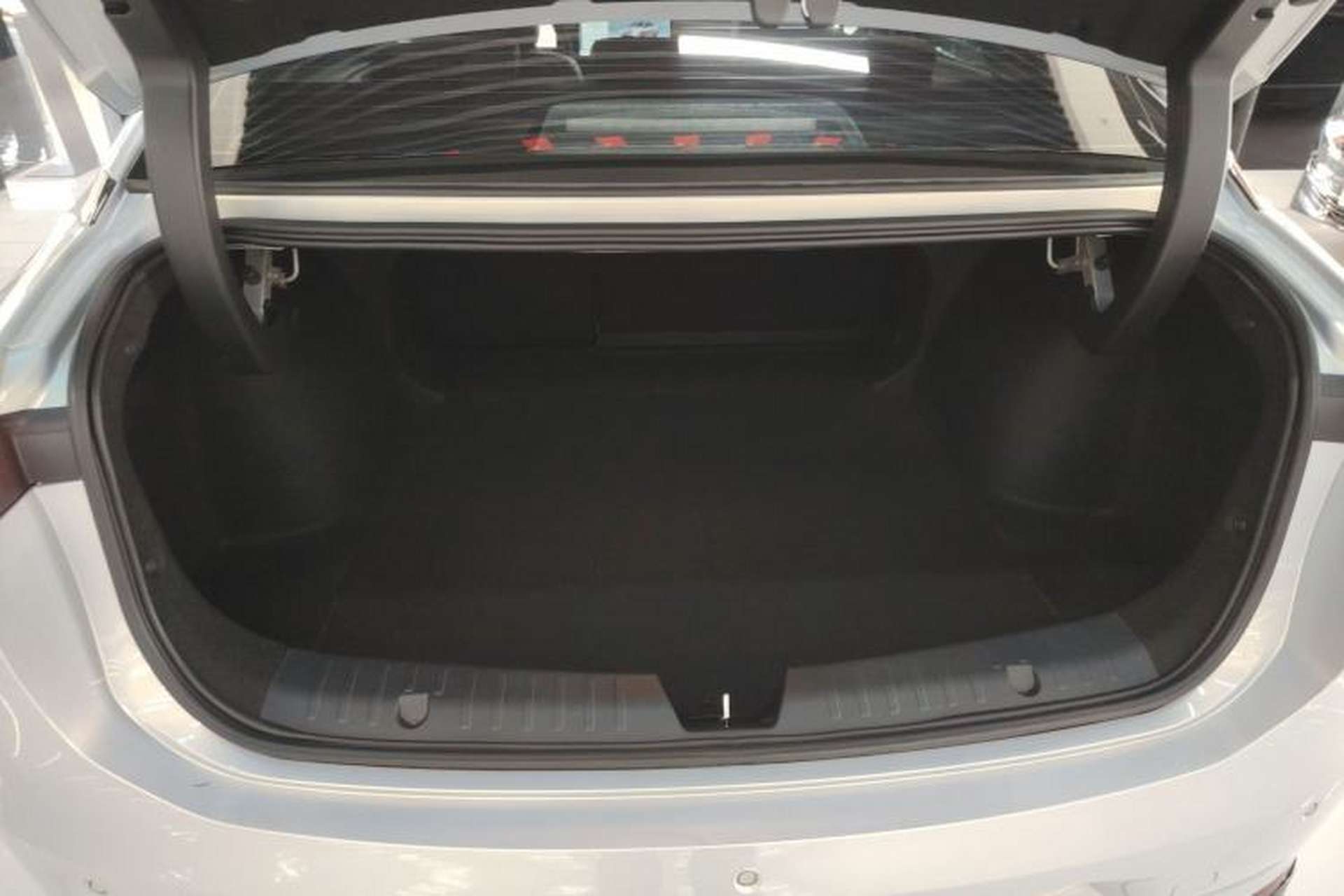 Used AION S MAX 2024 70 Star Edition Trunk
