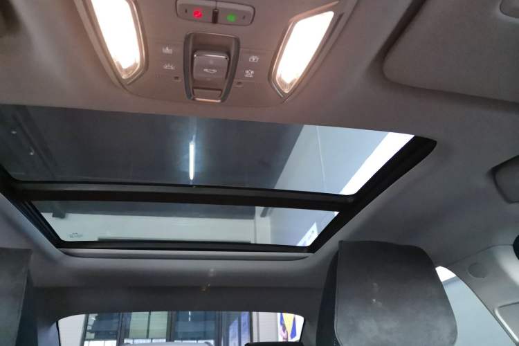 Used AION S MAX 2024 70 Star Edition 54.6 kWh Headliner