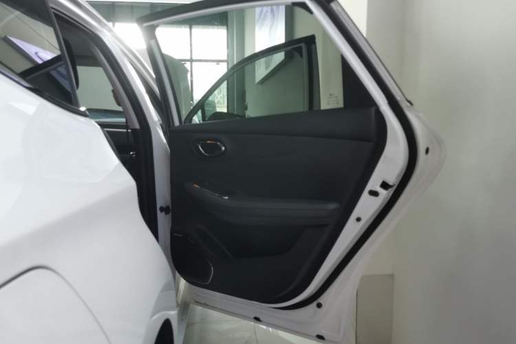 Used AION S MAX 2024 70 Star Edition 54.6 kWh Interior 6