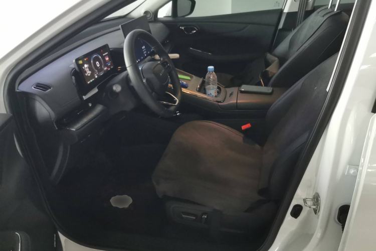 Used AION S MAX 2024 70 Star Edition 54.6 kWh Left Front Seat