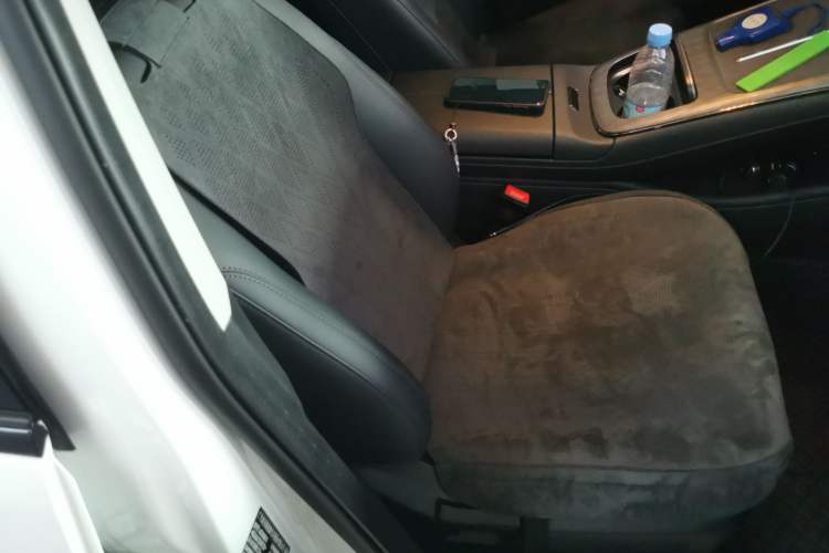 Used AION S MAX 2024 70 Star Edition 54.6 kWh Right Front Seat