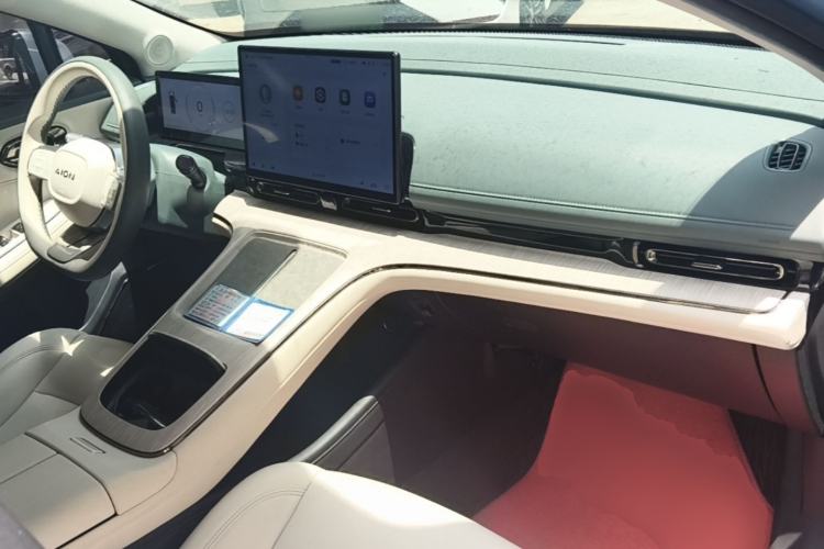 Used AION S MAX 2024 70 Star Edition Center Console