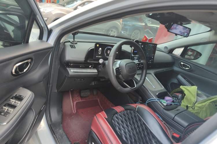 Used AION S MAX 2024 70 Star Edition 54.6 kWh Driver Seat