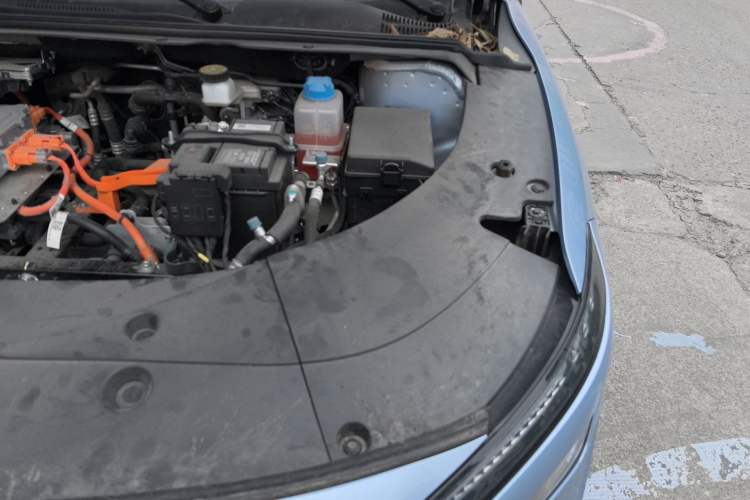Used AION S MAX 2024 80 Star Edition Ternary Lithium Engine Bay Left