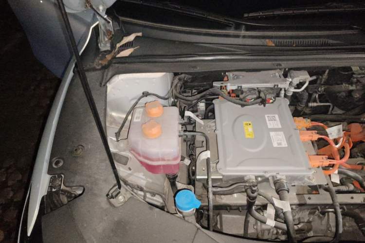 Used AION S MAX 2024 70 Star Edition 54.6 kWh Engine Bay Right