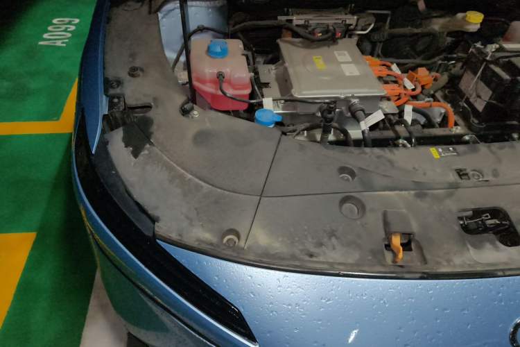 Used AION S MAX 2024 80 Star Edition Ternary Lithium Engine Bay Right