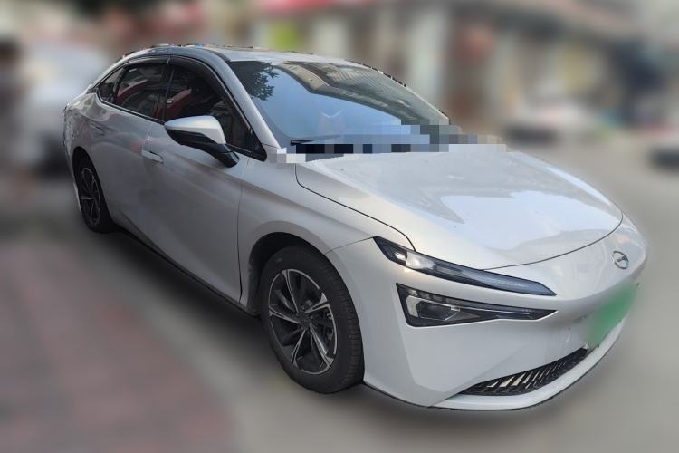 Used AION S MAX 2024 70 Star Edition 54.6 kWh Front Right 45 Deg