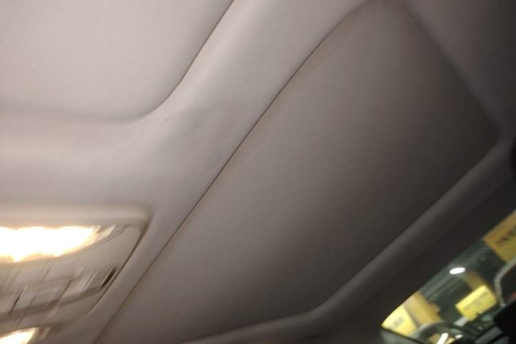 Used AION S MAX 2024 70 Star Edition Headliner