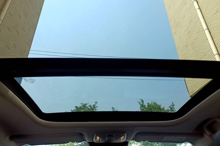 Used AION S MAX 2024 70 Star Edition Headliner