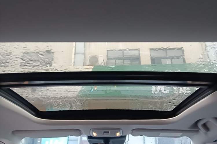 Used AION S MAX 2024 70 Star Edition Headliner