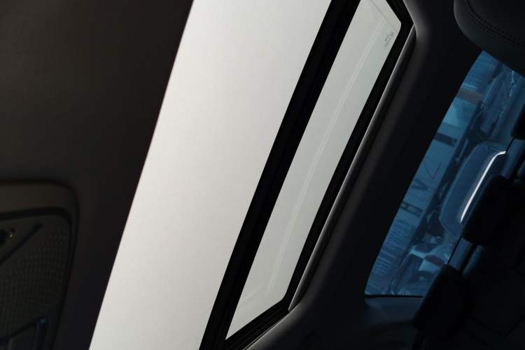 Used AION S MAX 2024 70 Star Edition Headliner