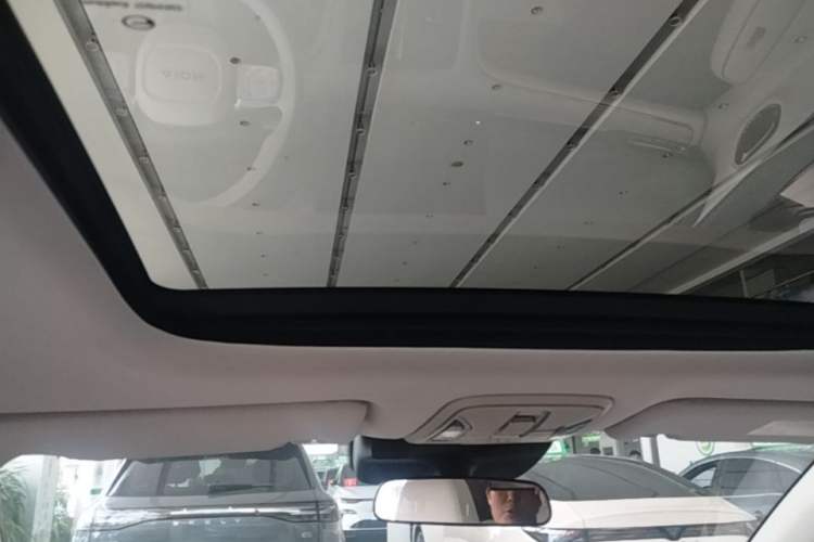Used AION S MAX 2024 80 Star Edition Ternary Lithium Headliner