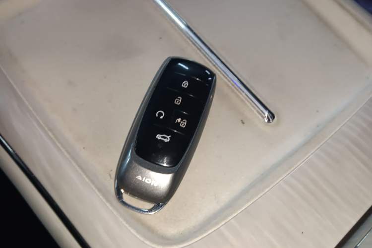 Used AION S MAX 2024 80 Star Edition Lithium Iron Phosphate Interior 1