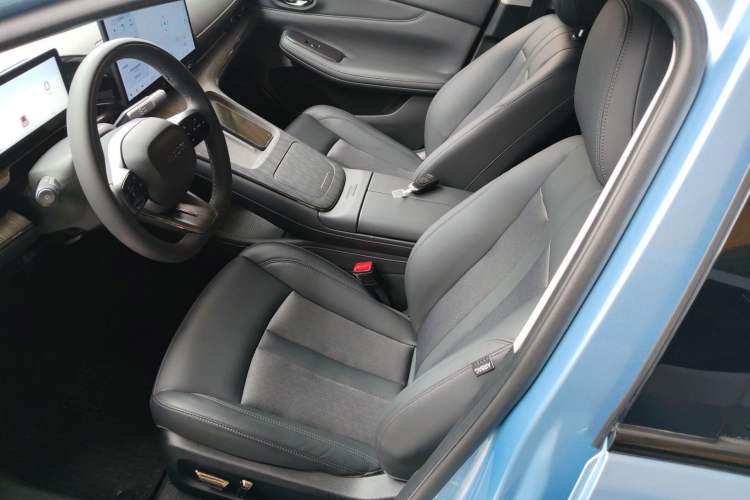 Used AION S MAX 2024 80 Star Edition Ternary Lithium Left Front Seat