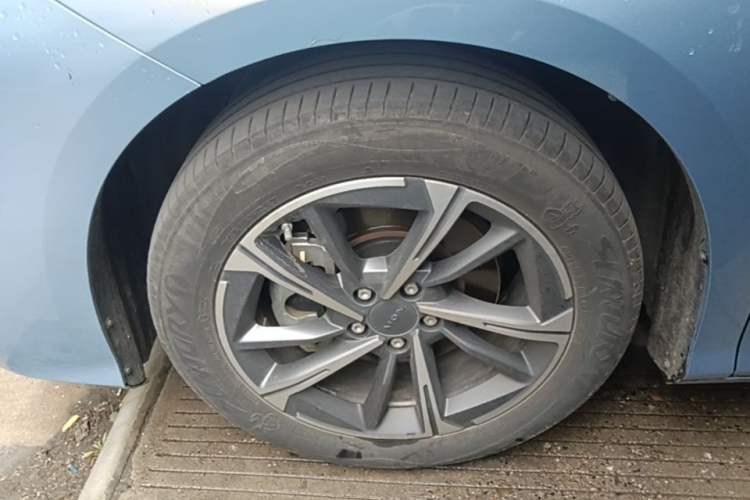 Used AION S MAX 2024 70 Star Edition Left Front Wheel Hub