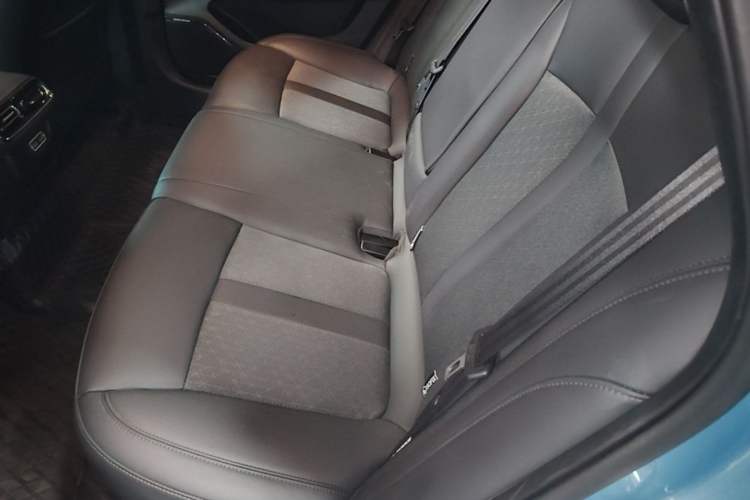 Used AION S MAX 2024 70 Star Edition Left Rear Seat