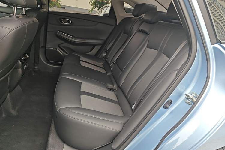 Used AION S MAX 2024 70 Star Edition Left Rear Seat