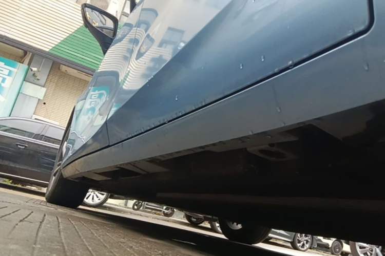 Used AION S MAX 2024 70 Star Edition Left Side Sill
