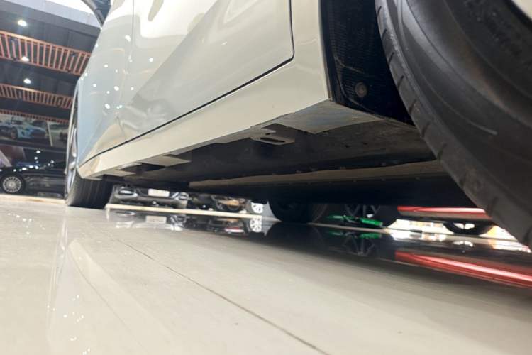 Used AION S MAX 2024 70 Star Edition Left Side Sill