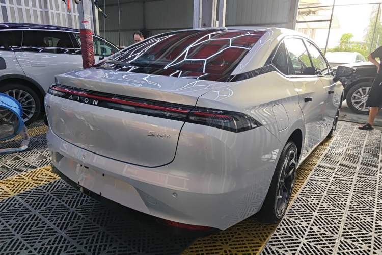Used AION S MAX 2024 80 Star Edition Ternary Lithium Rear Right 45 Deg