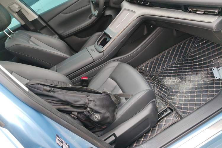 Used AION S MAX 2024 70 Star Edition Right Front Seat