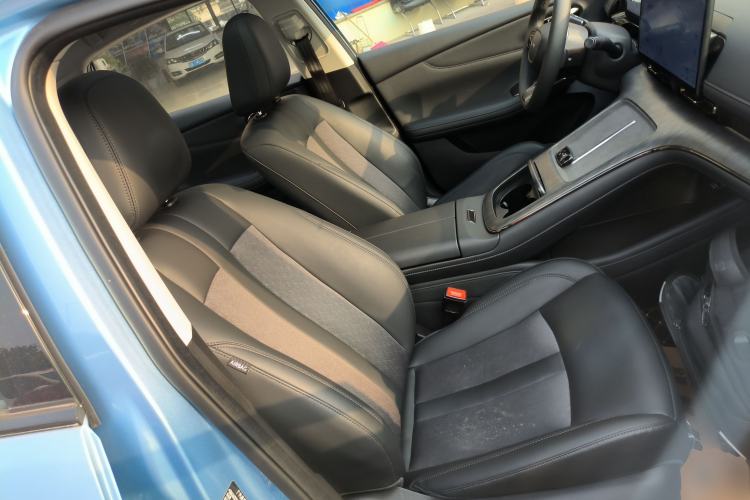 Used AION S MAX 2024 80 Star Edition Ternary Lithium Right Front Seat
