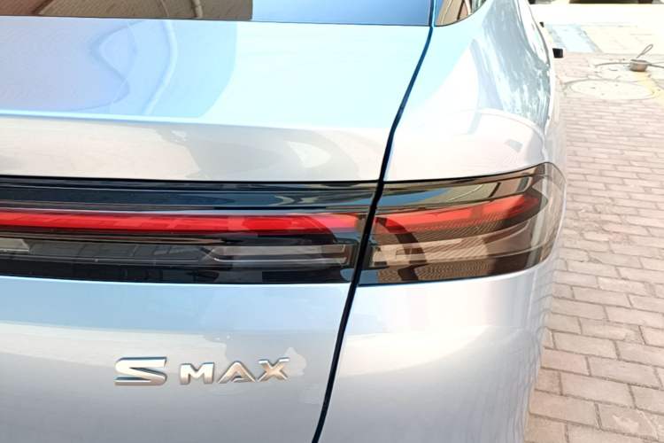 Used AION S MAX 2024 70 Star Edition Right Rear Taillight