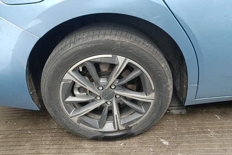 Used AION S MAX 2024 70 Star Edition Right Rear Wheel Hub