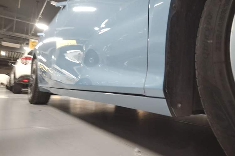 Used AION S MAX 2024 70 Star Edition Right Side Sill