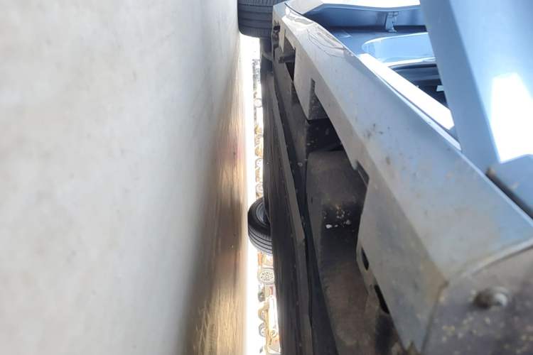 Used AION S MAX 2024 70 Star Edition Right Side Sill