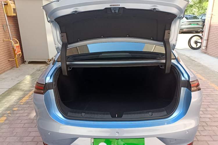 Used AION S MAX 2024 70 Star Edition Trunk