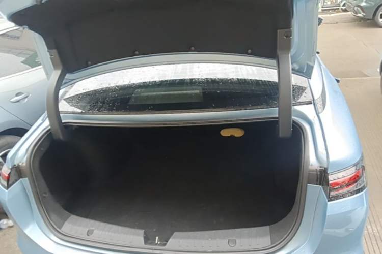 Used AION S MAX 2024 70 Star Edition Trunk