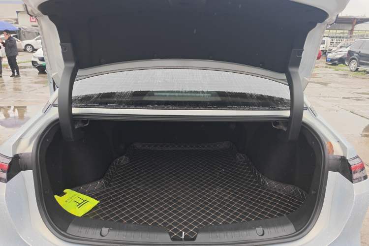 Used AION S MAX 2024 70 Star Edition Trunk