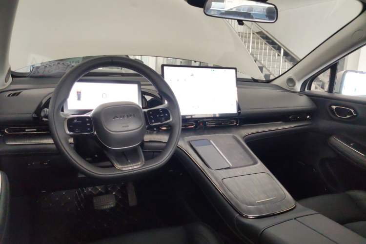 Used AION S MAX 2024 70 Star Edition Center Console