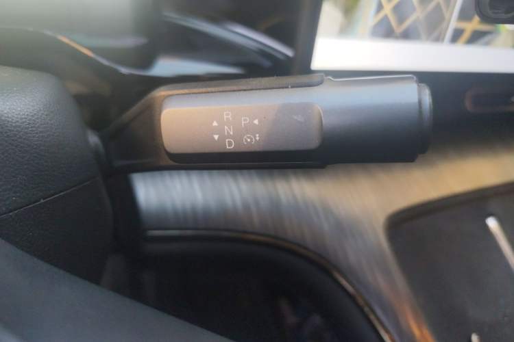 Used AION S MAX 2024 70 Star Edition Gear Lever