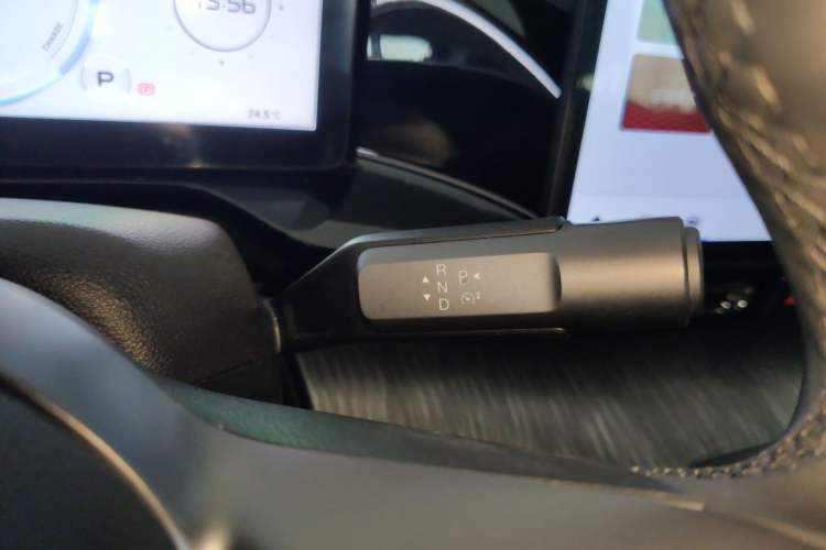 Used AION S MAX 2024 70 Star Edition Gear Lever