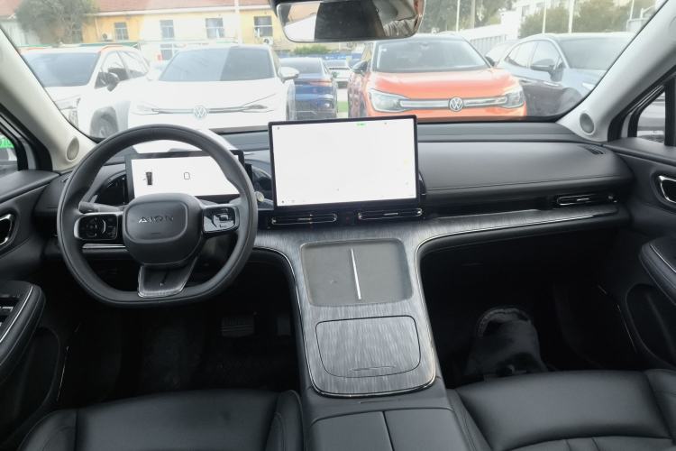 Used AION S MAX 2024 80 Star Edition Ternary Lithium Center Console