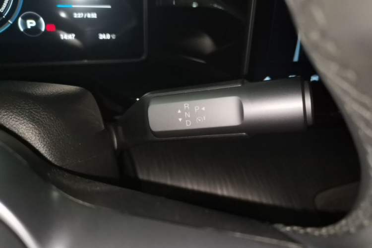 Used AION S MAX 2024 70 Star Edition Gear Lever