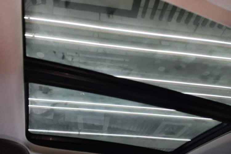 Used AION S MAX 2024 80 Star Edition Lithium Iron Phosphate Headliner