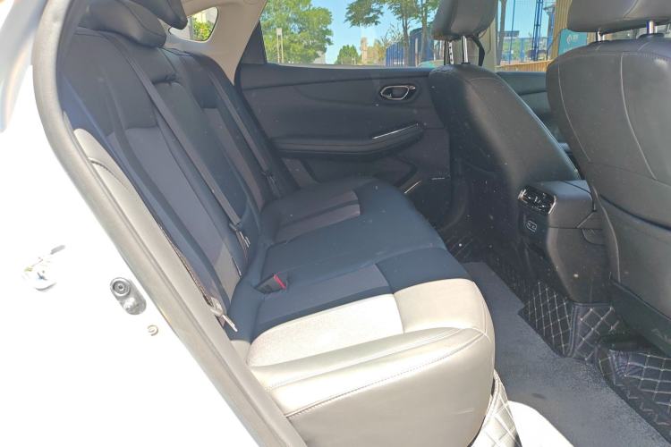 Used AION S MAX 2024 70 Star Edition Interior 9