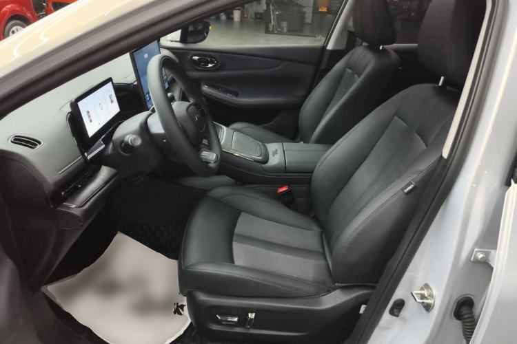 Used AION S MAX 2024 80 Star Edition Lithium Iron Phosphate Left Front Seat