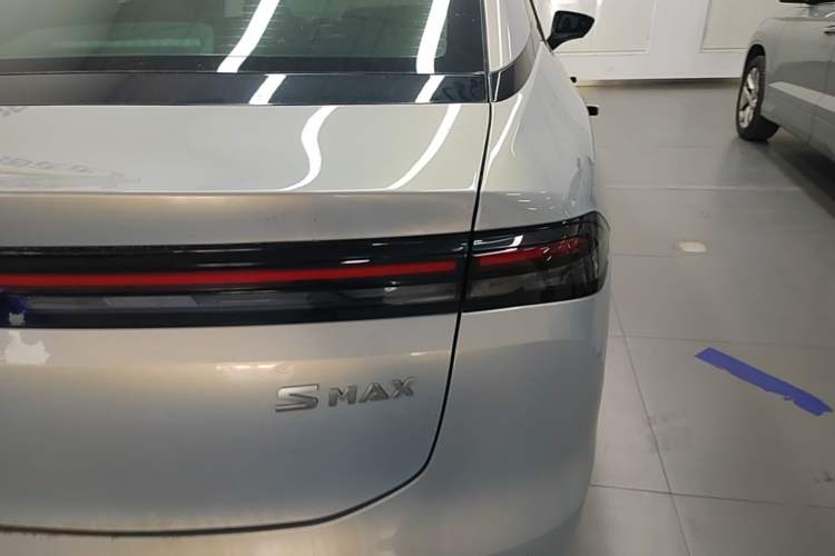 Used AION S MAX 2024 80 Star Edition Ternary Lithium Right Rear Taillight